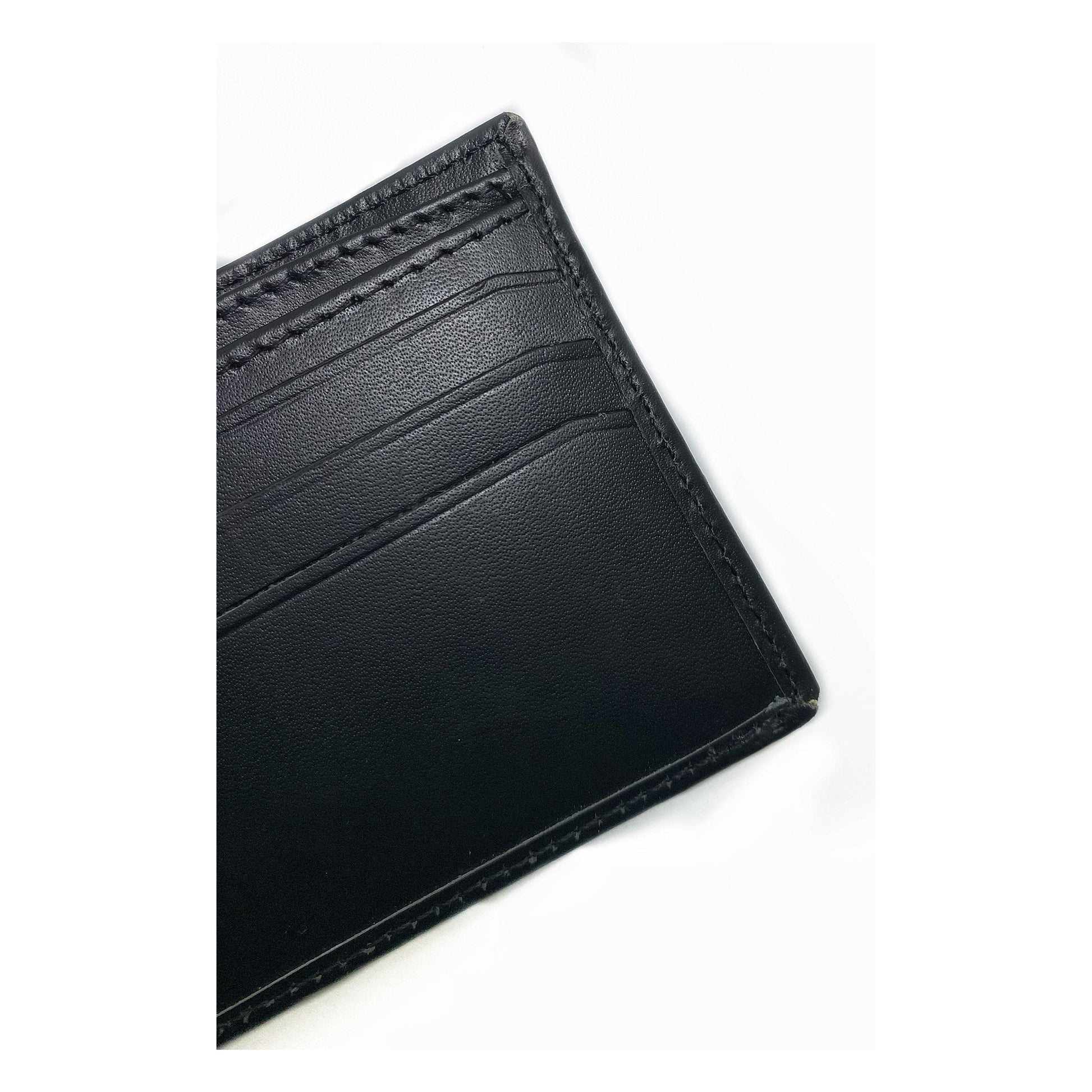 Premium Black Leather Wallet for Men – Slim, Stylish, and Durable | Cardswap - CARDSWAP